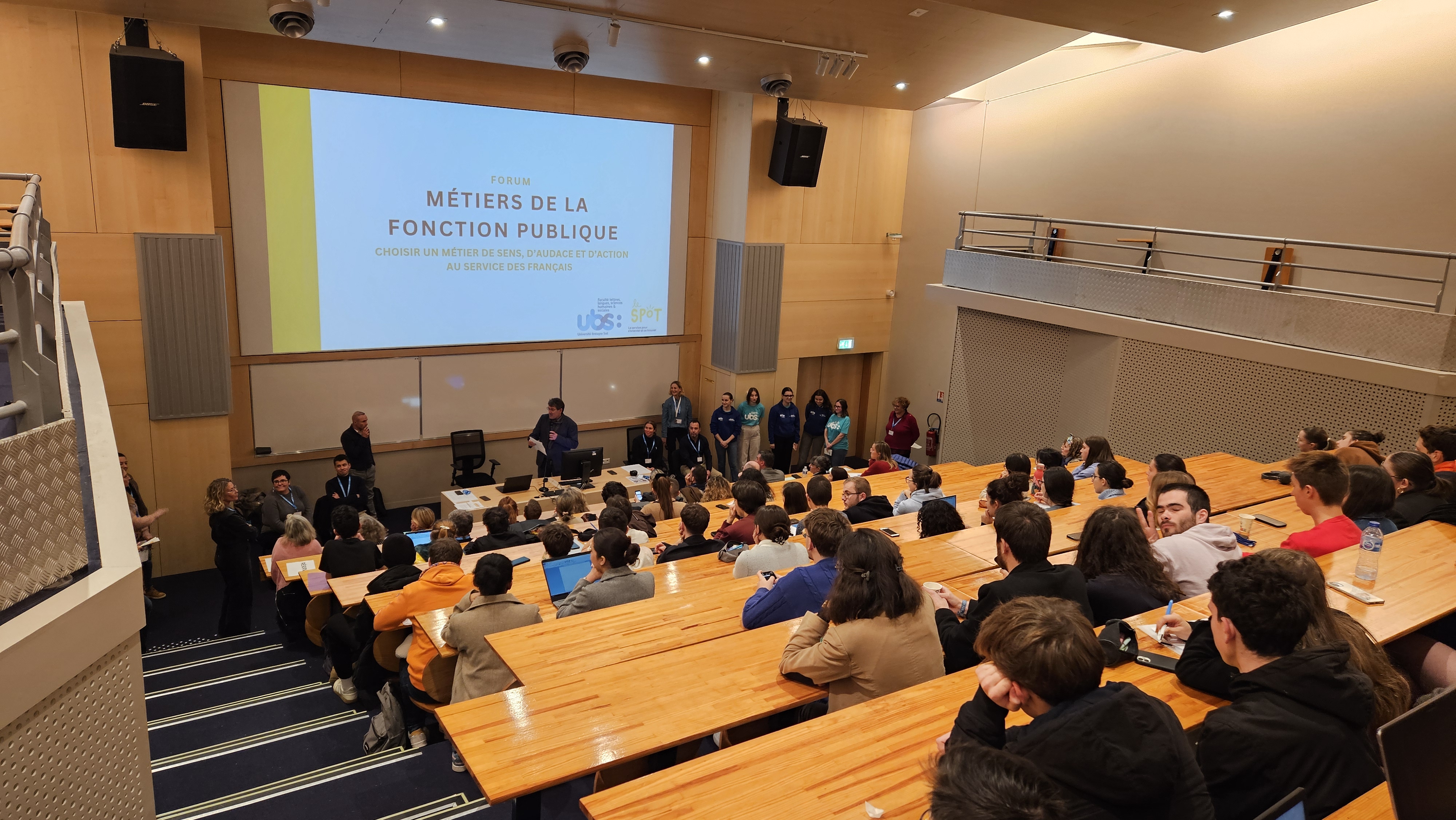 Deuxième forum des métiers de la Fonction Publique - Université ...
